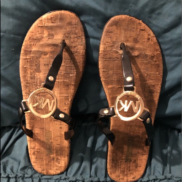 MK shoes - Picture 1 of 2